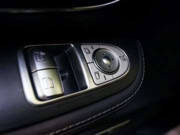 Mercedes Klasa V 300 d Exclusive Long 9G-TRONIC 4MATIC 237 KM &ndash; Luksus klasy Business&nbsp;