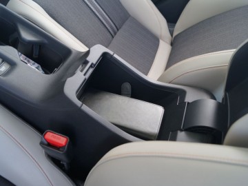 Honda HR-V 1.5 i-MMD e:HEV 131 KM &ndash; Czy warto?