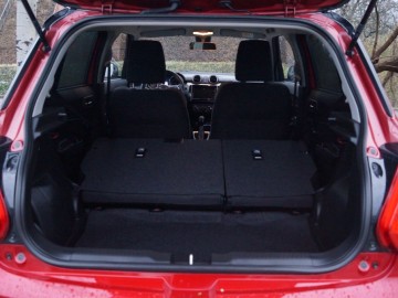 Suzuki Swift 1.2 DualJet mild Hybrid 2WD CVT Premium &ndash; Udana propozycja