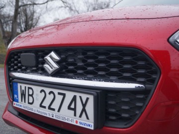 Suzuki Swift 1.2 DualJet mild Hybrid 2WD CVT Premium &ndash; Udana propozycja