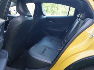 Toyota Prius 2.0 Hybrid Dynamic Force Plug-in 223 KM &ndash; Inne oblicze