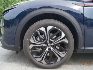 Citroen C5 X PHEV 225 e-EAT8 225 KM &ndash; Komfort na kołach