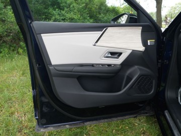 Citroen C5 X PHEV 225 e-EAT8 225 KM &ndash; Komfort na kołach