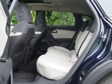Citroen C5 X PHEV 225 e-EAT8 225 KM &ndash; Komfort na kołach