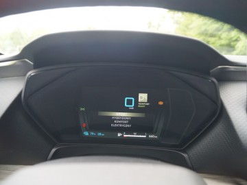 Citroen C5 X PHEV 225 e-EAT8 225 KM &ndash; Komfort na kołach