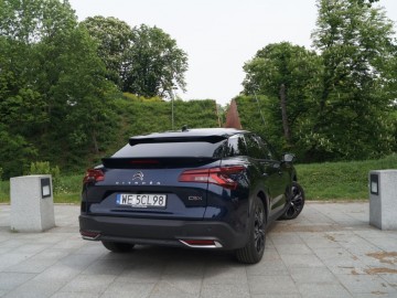 Citroen C5 X PHEV 225 e-EAT8 225 KM &ndash; Komfort na kołach