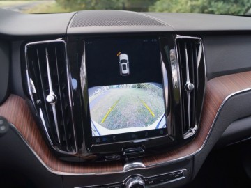 Volvo XC60 T6  AWD Recharge 350 KM - Udane połączenie
