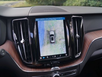 Volvo XC60 T6  AWD Recharge 350 KM - Udane połączenie