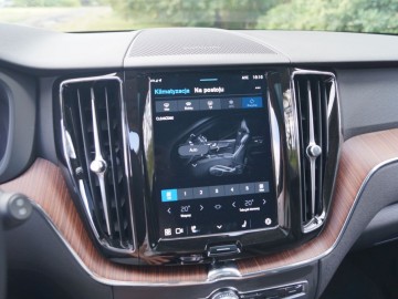 Volvo XC60 T6  AWD Recharge 350 KM - Udane połączenie