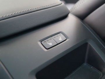 Volvo XC60 T6  AWD Recharge 350 KM - Udane połączenie