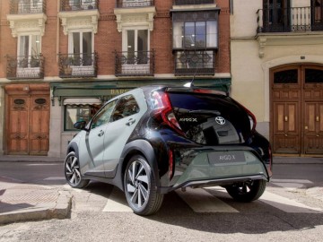 Toyota Aygo X 1.0 VVT-i Undercover 72KM &ndash; Miejskie rozwiązanie