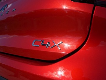 Citroen C4 X 1.2 PureTech 130 EAT8 Maxx &ndash; Crossover czy sedan? A może jedno i drugie