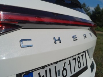 Chery Tiggo 8 PHEV Prestige - Bardzo dużo za niewiele