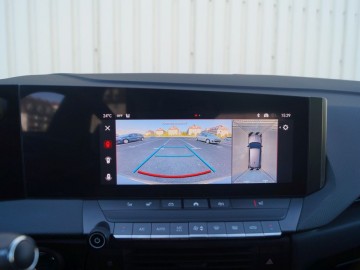 Opel Astra Sports Tourer Plug-in Hybrid GS 1.6 180 KM &ndash; Gdy oszczędność idzie w parze z praktycznością 