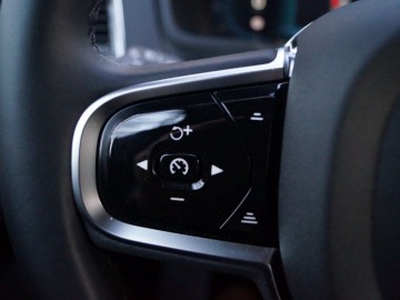 Volvo XC90  Plus B5 AWD Mild Hybrid - Czy to jest możliwe?
