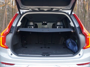 Volvo XC90  Plus B5 AWD Mild Hybrid - Czy to jest możliwe?