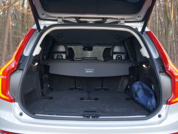 Volvo XC90  Plus B5 AWD Mild Hybrid - Czy to jest możliwe?