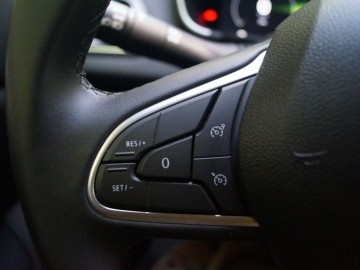 Renault Megane GrandCoupe Techno 1.5 dCi 115 KM EDC &ndash; Ostatni Mohikanin
