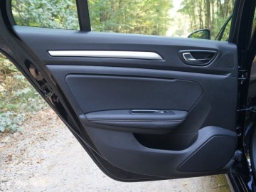 Renault Megane GrandCoupe Techno 1.5 dCi 115 KM EDC &ndash; Ostatni Mohikanin