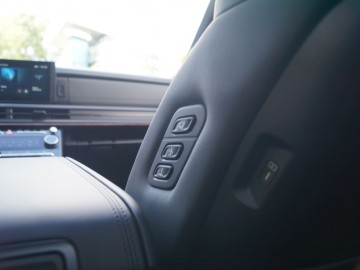 Hyundai Santa Fe 1.6 T-GDI PHEV AWD Calligraphy 253 KM &ndash; Nieszablonowy