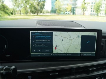 Hyundai Santa Fe 1.6 T-GDI PHEV AWD Calligraphy 253 KM &ndash; Nieszablonowy