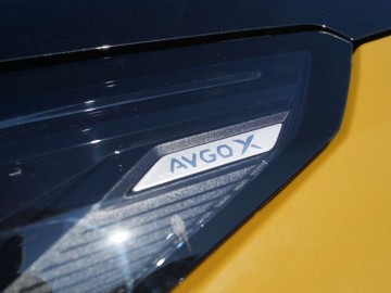 Toyota Aygo X Hybrid Style GR Sport 1.5 e-CVT 116 KM &ndash; Miejska pszcz&oacute;łka