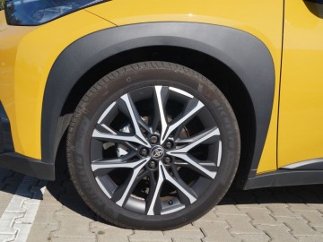Toyota Aygo X Hybrid Style GR Sport 1.5 e-CVT 116 KM &ndash; Miejska pszcz&oacute;łka