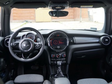 MINI Cooper - Gdy lubisz prowadzić...