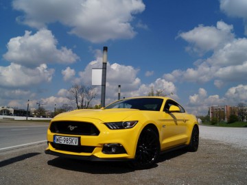 Ford Mustang GT - Prawdziwy brutal