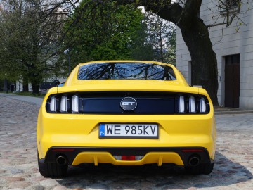 Ford Mustang GT - Prawdziwy brutal