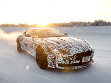 Aston Martin DB11 na torze Bridgestone