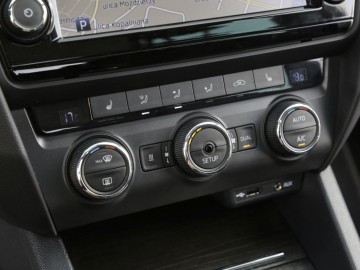 Skoda Octavia Scout 2.0 TDI 4x4 DSG - Dylemat