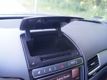 Volkswagen Touareg 3.0 TDI 4Motion Perfectline R-Style - Dominator?