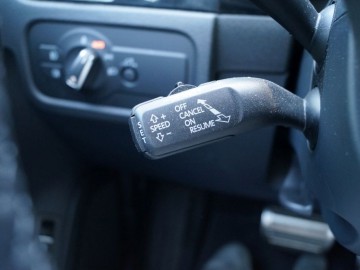 Volkswagen Touareg 3.0 TDI 4Motion Perfectline R-Style - Dominator?