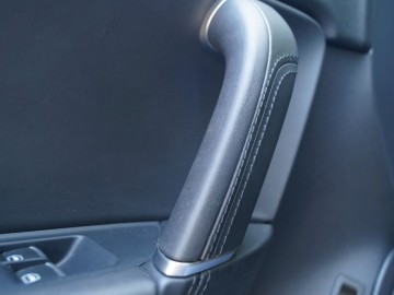 Volkswagen Touareg 3.0 TDI 4Motion Perfectline R-Style - Dominator?