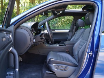 Volkswagen Touareg 3.0 TDI 4Motion Perfectline R-Style - Dominator?