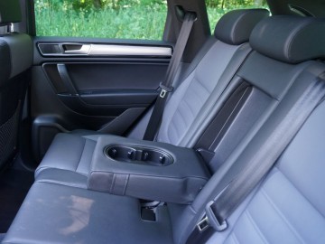 Volkswagen Touareg 3.0 TDI 4Motion Perfectline R-Style - Dominator?