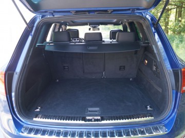 Volkswagen Touareg 3.0 TDI 4Motion Perfectline R-Style - Dominator?