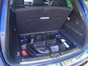 Volkswagen Touareg 3.0 TDI 4Motion Perfectline R-Style - Dominator?