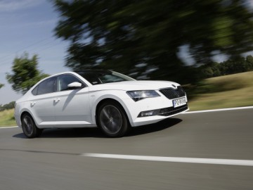 Skoda Superb 2.0 TDI Laurin&Klement - Nie tylko przestrzeń na potęgę