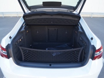 Skoda Superb 2.0 TDI Laurin&Klement - Nie tylko przestrzeń na potęgę