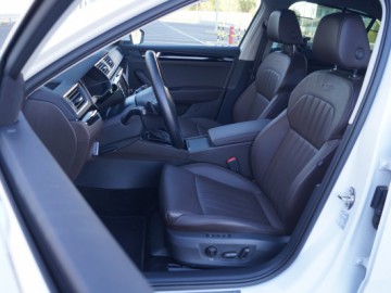 Skoda Superb 2.0 TDI Laurin&Klement - Nie tylko przestrzeń na potęgę