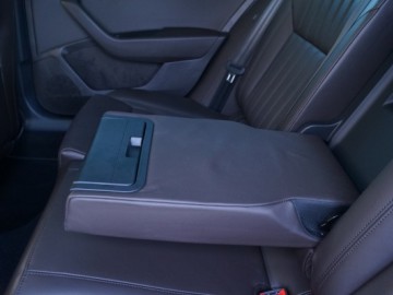 Skoda Superb 2.0 TDI Laurin&Klement - Nie tylko przestrzeń na potęgę