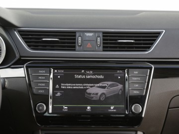 Skoda Superb 2.0 TDI Laurin&Klement - Nie tylko przestrzeń na potęgę