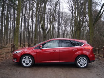 Ford Focus 1.5 EcoBoost Titanium - Dopracowany kompakt