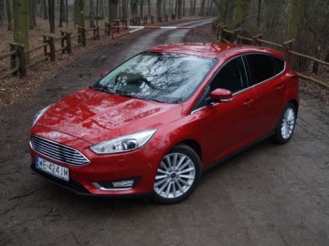 Ford Focus 1.5 EcoBoost Titanium - Dopracowany kompakt