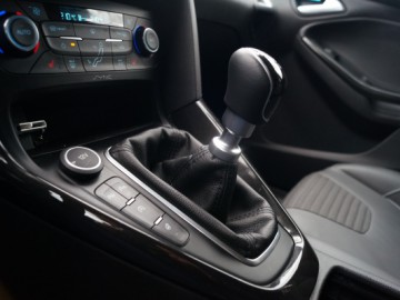 Ford Focus 1.5 EcoBoost Titanium - Dopracowany kompakt