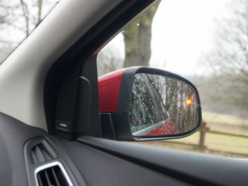 Ford Focus 1.5 EcoBoost Titanium - Dopracowany kompakt