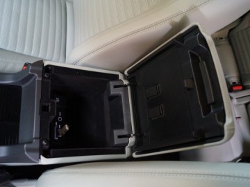 Land Rover Discovery Sport Si4 HSE Luxury - Dominator
