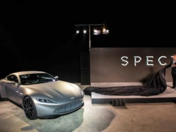 Kolejne samochody na planie filmu SPECTRE